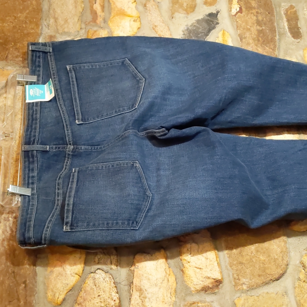 Old Navy Boyfriend Straight/Droit Jeans - Picture 5 of 10